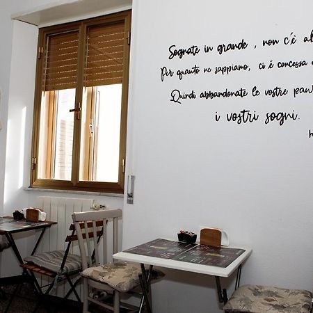 Santu Bustianu Bed & Breakfast Orgosolo Exterior photo