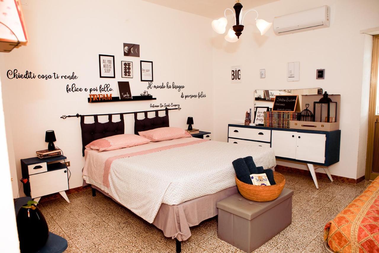 Santu Bustianu Bed & Breakfast Orgosolo Exterior photo